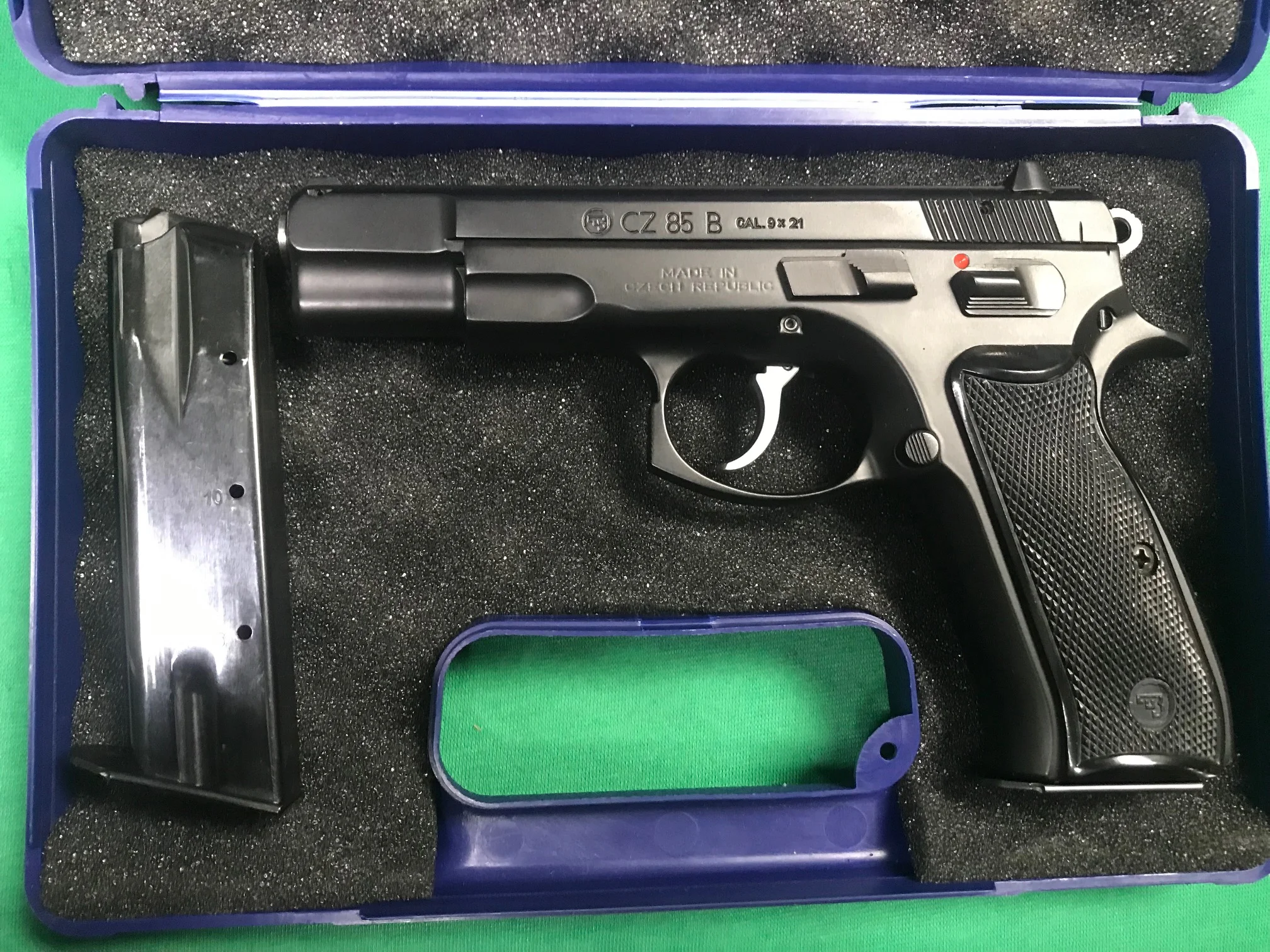 cz_85b_9x21mm_USATO_069_1.webp CZ 85B 9x21mm — Pistola Semiautomatica Ambidestra Usata - immagine 1
