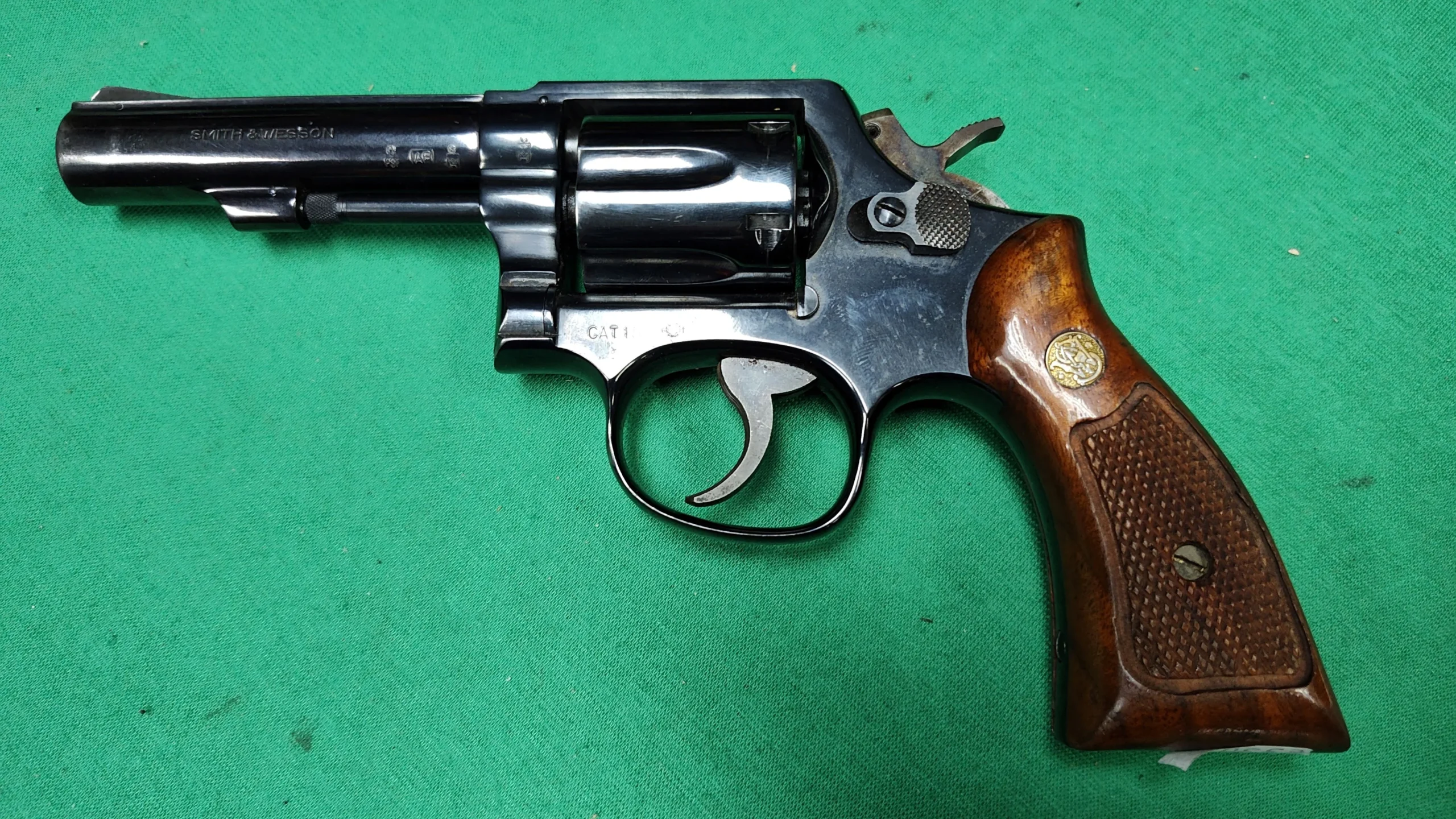 smith_wesson_10-8_38_special_USATO_042_1.webp Smith & Wesson 10-8 .38 Special — Revolver da Servizio Usato - immagine 1