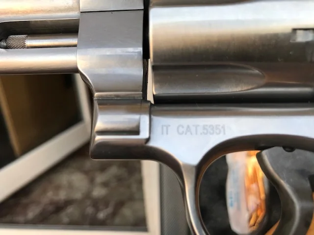 Smith & Wesson 629 Emergency Survival Kit .44 Magnum — Revolver Usato - immagine 2