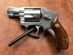 Smith & Wesson 640 Centennial Inox .38 Special — Revolver Usato