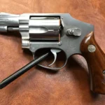 Smith & Wesson 640 Centennial Inox .38 Special — Revolver Usato