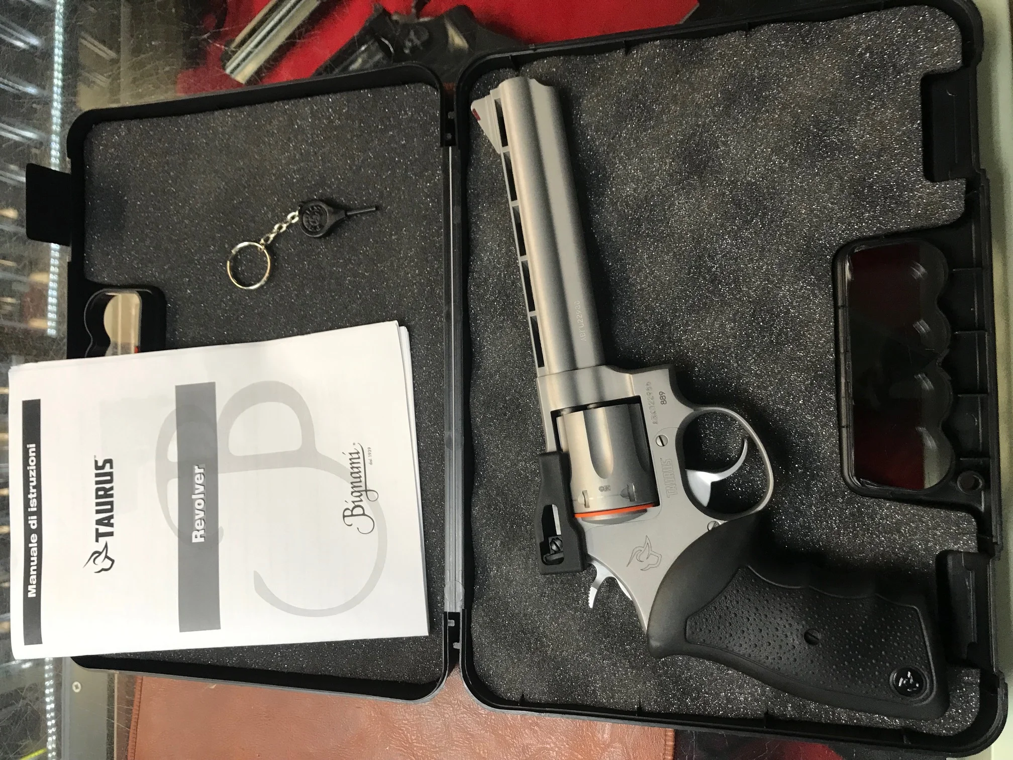 taurus_889_inox_38_special_USATO_001_1.webp Taurus 889 Inox .38 Special — Revolver Usato - immagine 1